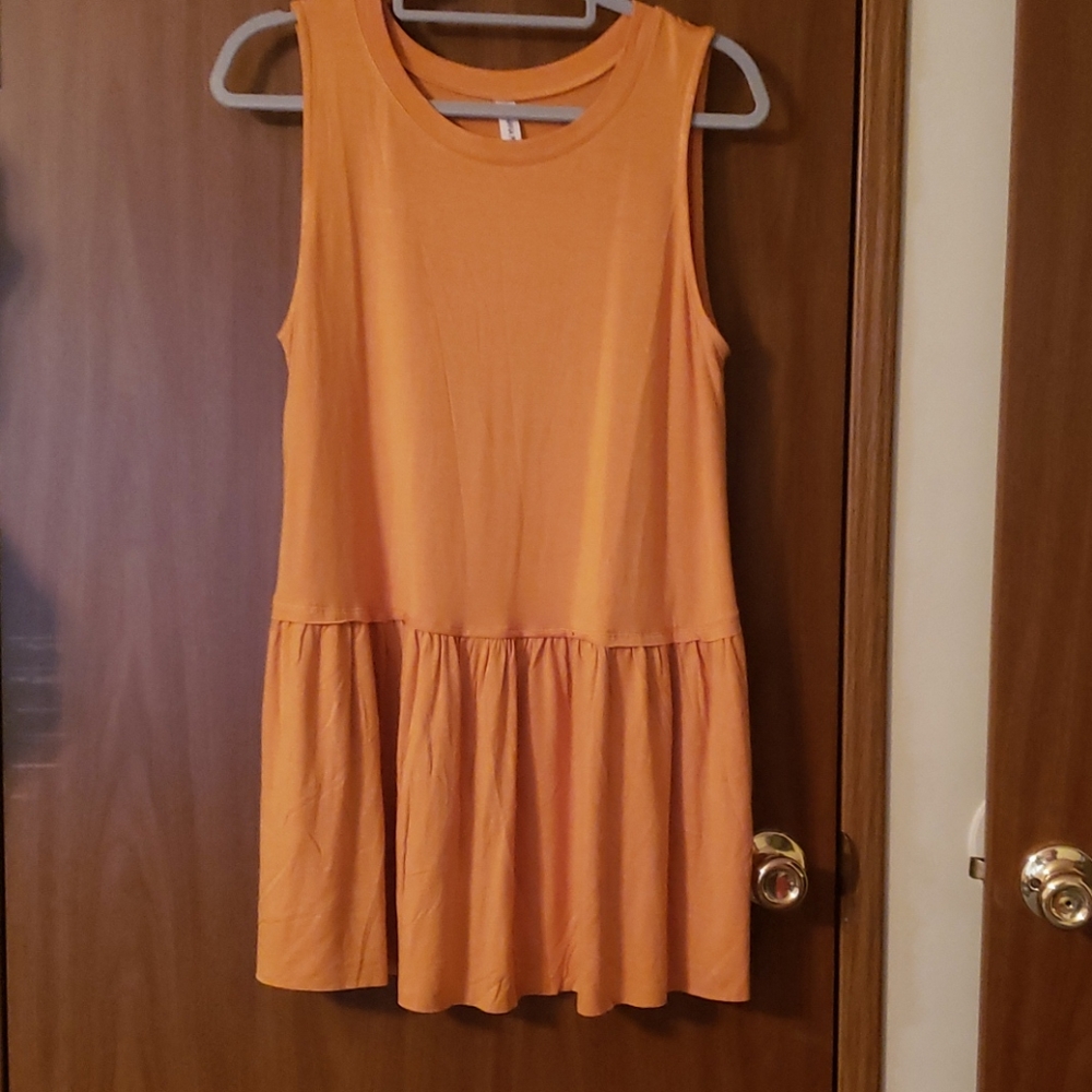 Mustard Swing Tank